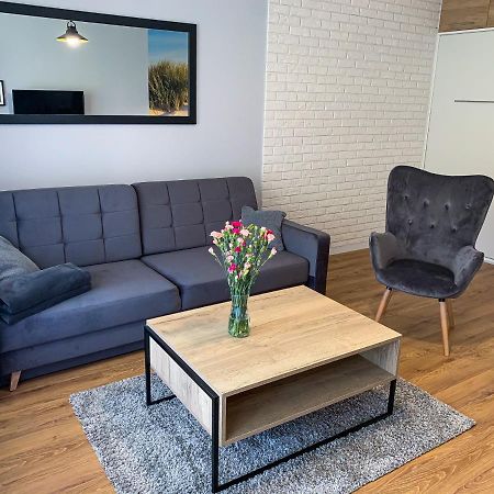 Apartament Na Mierzei - 365Pam Apartment Uniescie Luaran gambar